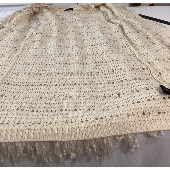 Aakaa Sweater Vest Women's Size S Color Cream Fringe Duster Sweater Vest - Picture 10 of 12